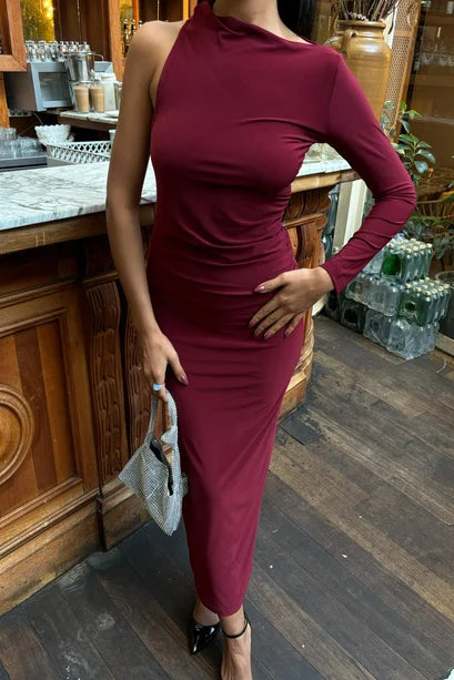 Alexandrine Elegant Dress with Cleavage Detail