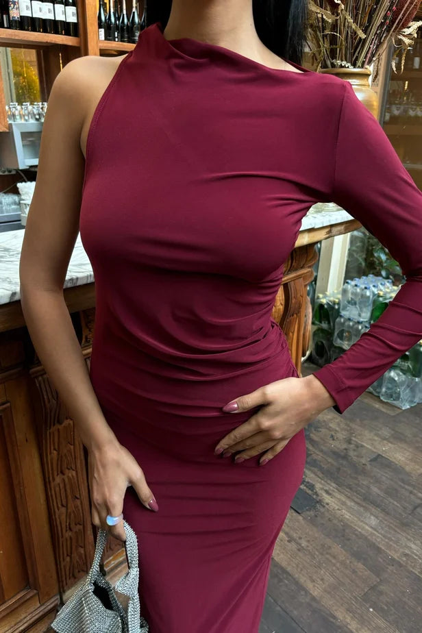 Alexandrine Elegant Dress with Cleavage Detail