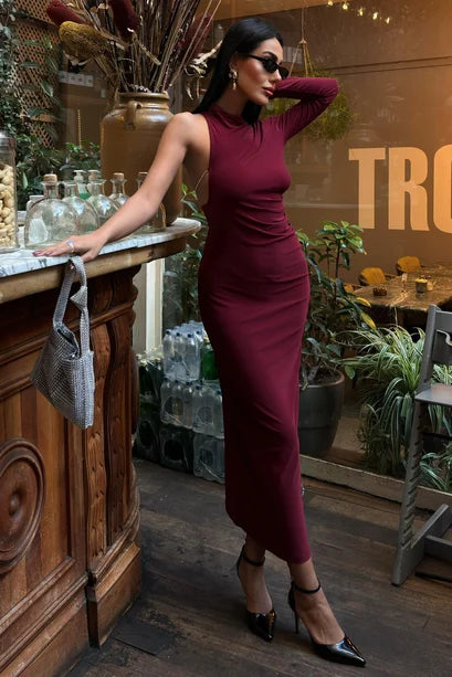Alexandrine Elegant Dress with Cleavage Detail